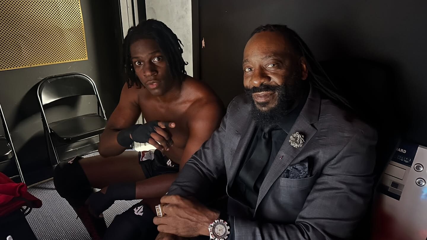 Booker T Presents Josiah Jean With WWE ID Contract at Reality of Wrestling