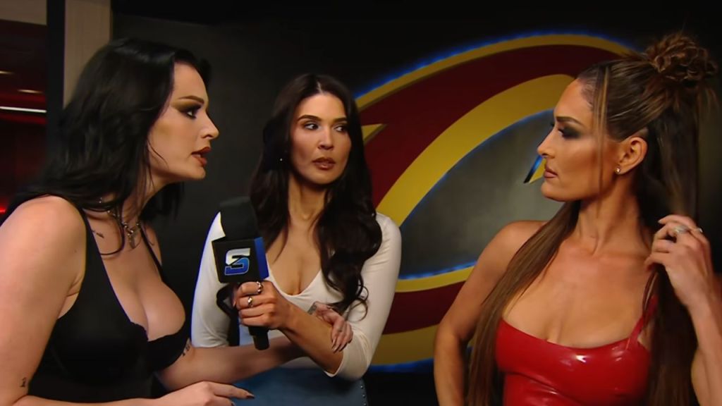 Paige Challenges Nikki Bella to Rematch on October 16 WWE SmackDown