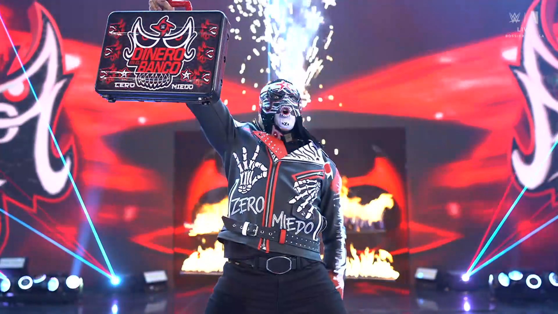Penta Set to Battle Bron Breakker on WWE Raw in San Diego, Roman Reigns Also Announced