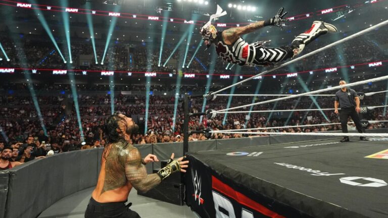 Penta Calls Roman Reigns ‘Best In The Universe’ After Close Raw Title Match In Mexico
